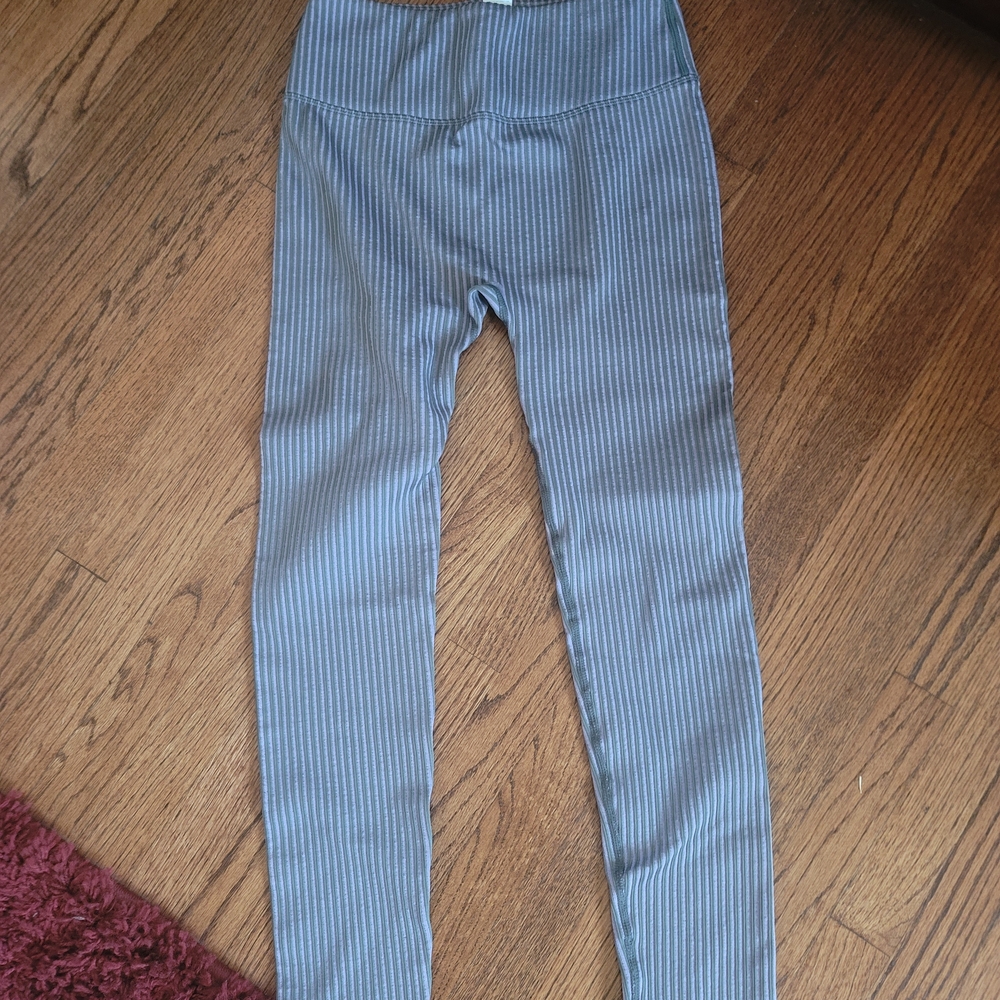 Fabletics Striped Gray/lavender Womens Leggings